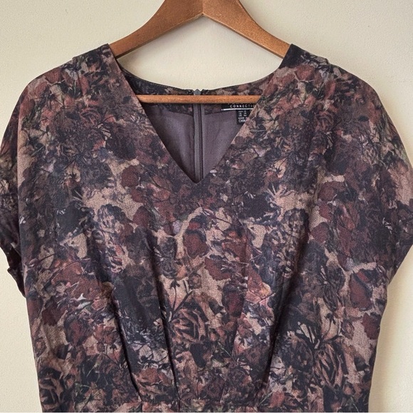 Peruvian Connection Dusky Floral Dress 10 Pleated V Neck - Picture 3 of 9